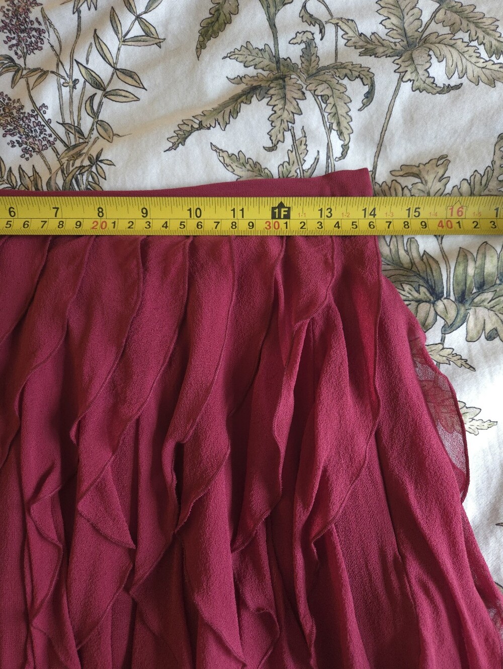 Club Monaco Raspberry Ruffled Mini Skirt - Picture 6 of 7